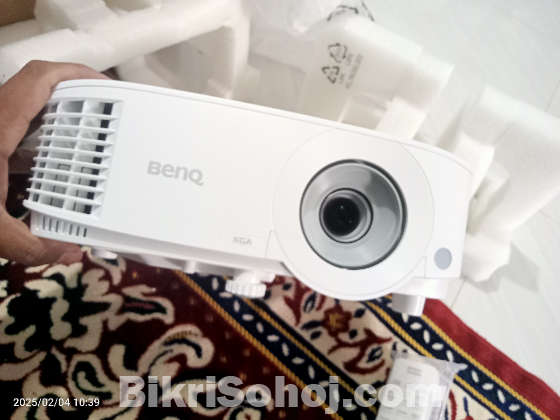 Projector BenQ MX560